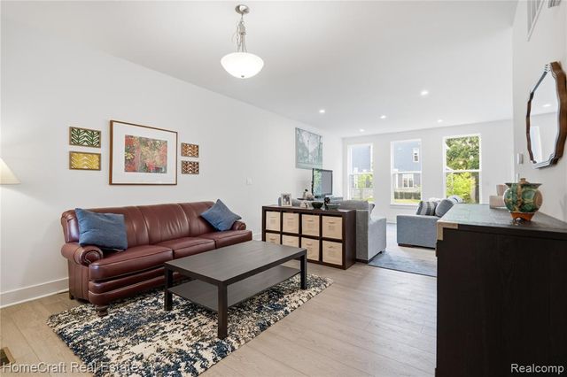 9880 Firwood, Plymouth, MI 48170