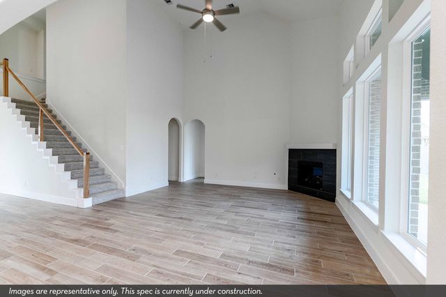 8423 Crab Blossom Drive, Cypress, TX 77433