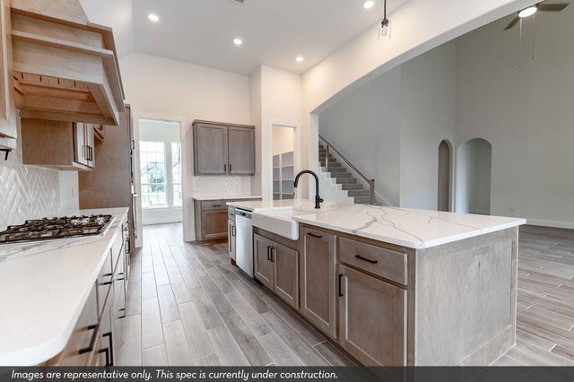 8423 Crab Blossom Drive, Cypress, TX 77433