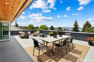 6304 Lakeview Drive, Kirkland, WA 98033