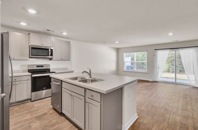 103 Rosefield Court, Summerville, SC 29485