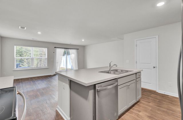 103 Rosefield Court, Summerville, SC 29485