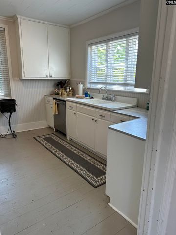 2023 Johnstone Street, Newberry, SC 29108