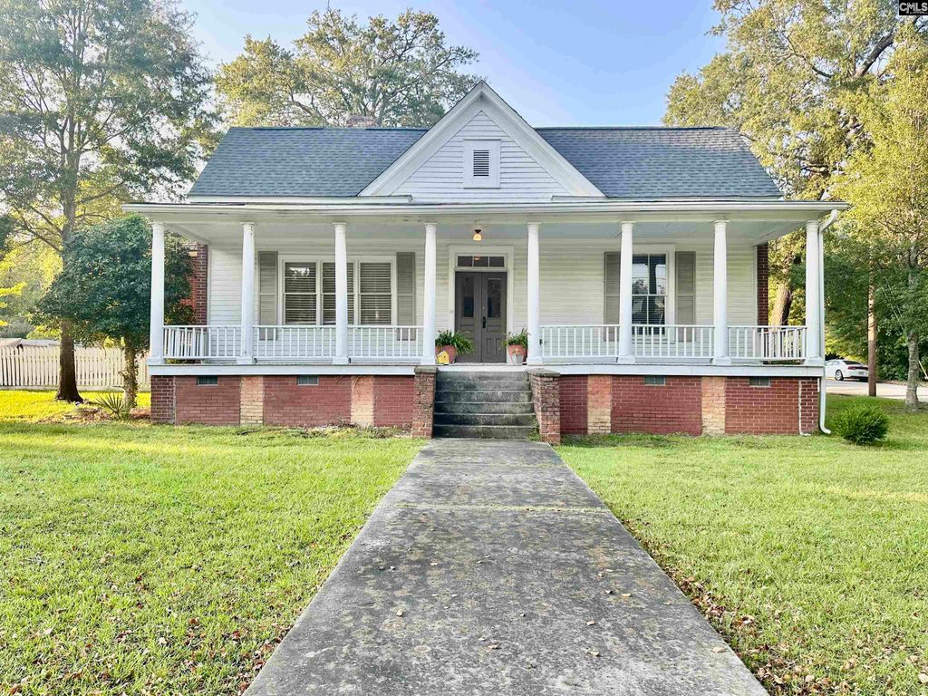 2023 Johnstone Street, Newberry, SC 29108