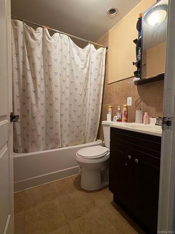 101-18 39th Avenue, Corona, NY 11368