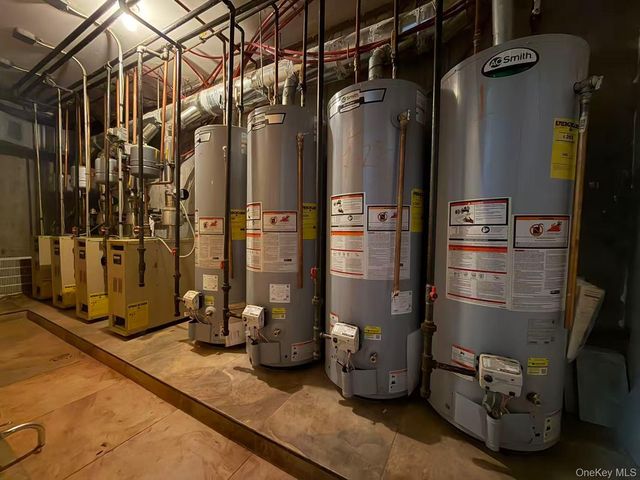 101-18 39th Avenue, Corona, NY 11368