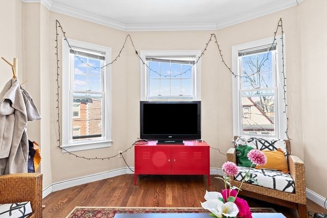 75 Ruthven Street, Boston, MA 02121