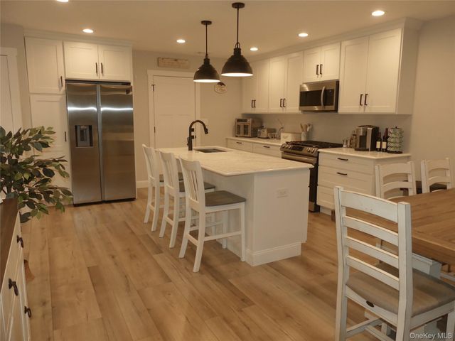 108 Pilcher Street, Babylon, NY 11702