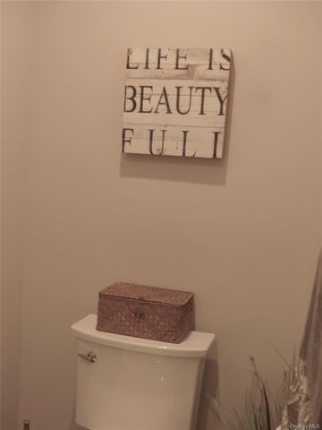 108 Pilcher Street, Babylon, NY 11702