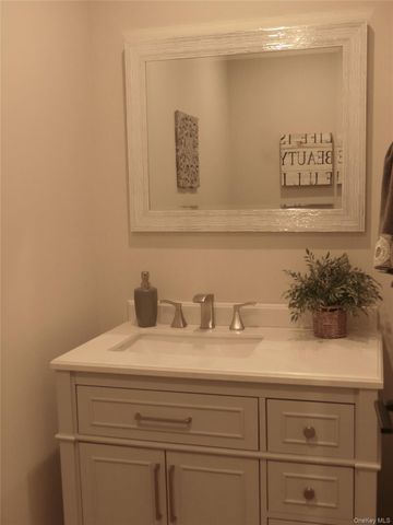 108 Pilcher Street, Babylon, NY 11702