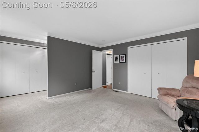 25381 Potomac Drive 6, South Lyon, MI 48178