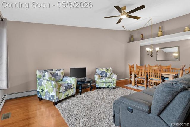 25381 Potomac Drive 6, South Lyon, MI 48178