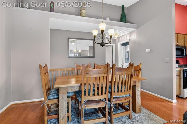 25381 Potomac Drive 6, South Lyon, MI 48178