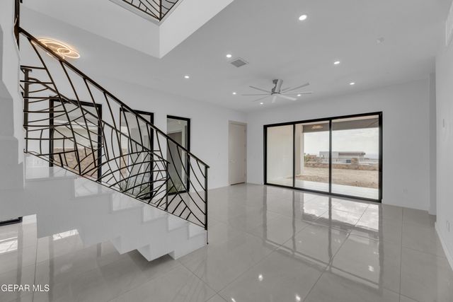 1281 Desert Night Street, El Paso, TX 79912