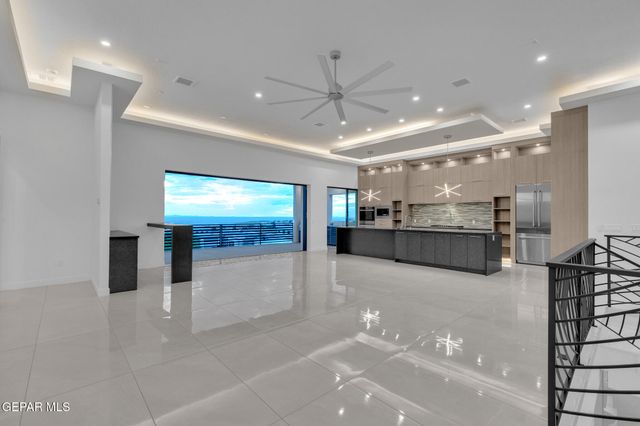 1281 Desert Night Street, El Paso, TX 79912