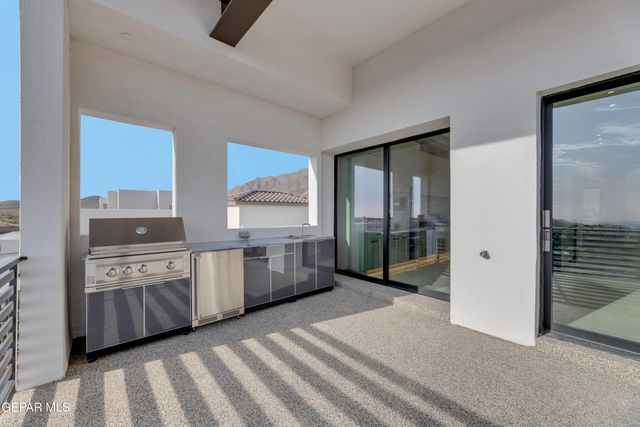 1281 Desert Night Street, El Paso, TX 79912