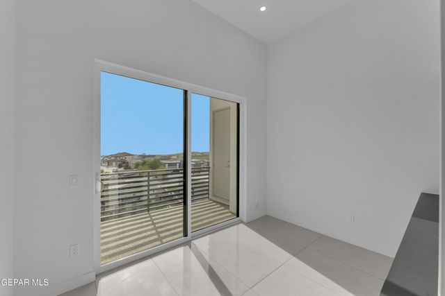 1281 Desert Night Street, El Paso, TX 79912