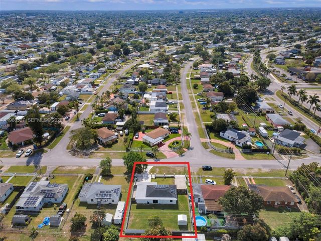 14520 Carver Drive, Miami, FL 33176