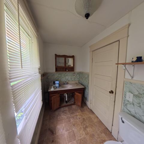 206 Kirkland Avenue, Irvine, KY 40336