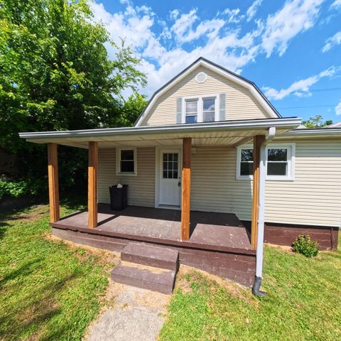 206 Kirkland Avenue, Irvine, KY 40336