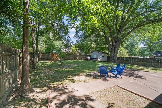 1196 DEARING RD, Memphis, TN 38117