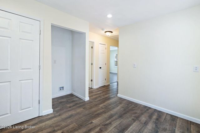 2642 Rowan St, Louisville, KY 40212