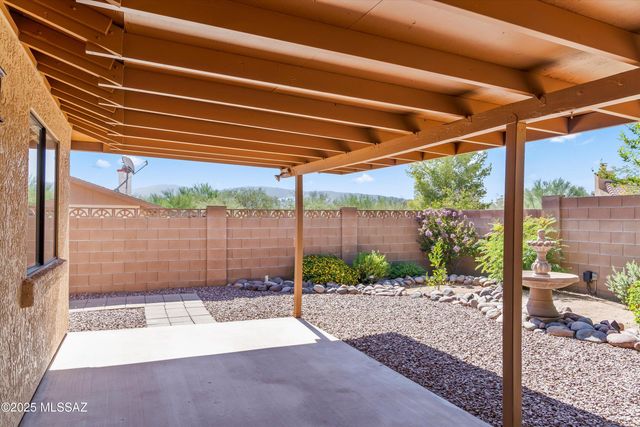 8280 E Calle Playa, Tucson, AZ 85715