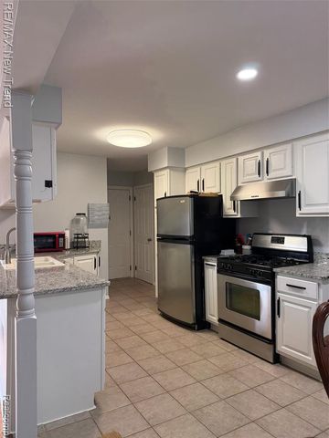 8821 Tavistock Drive, Plymouth, MI 48170