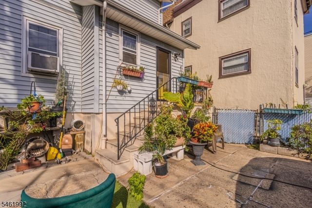 50 Elmwood Ter, Irvington Twp., NJ 07111