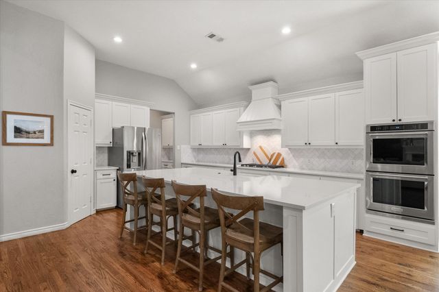 1702 Forest Bend Lane, Keller, TX 76248