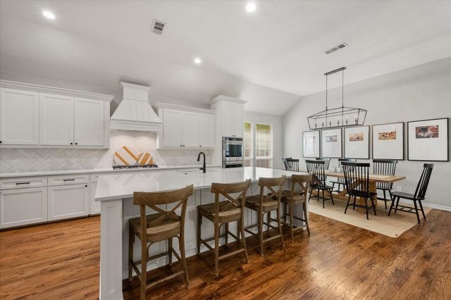 1702 Forest Bend Lane, Keller, TX 76248