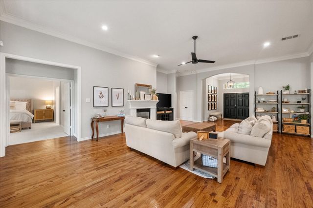 1702 Forest Bend Lane, Keller, TX 76248