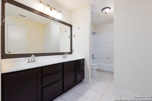 6326 Maverick Trl, San Antonio, TX 78240