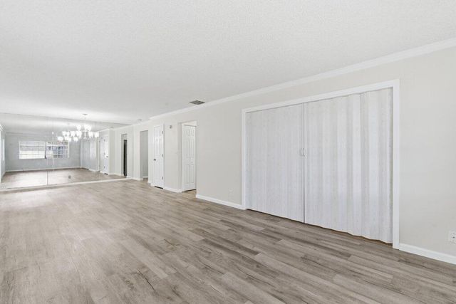 10098 S 42nd Drive, Boynton Beach, FL 33436