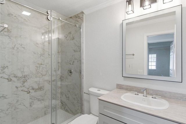 10098 S 42nd Drive, Boynton Beach, FL 33436
