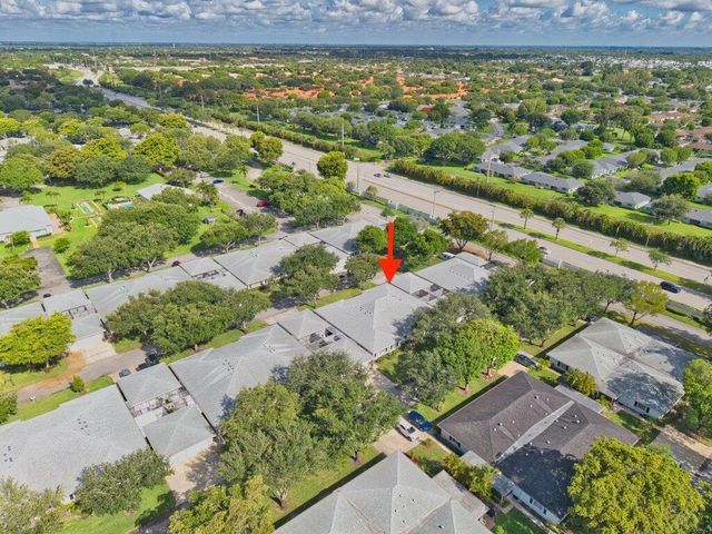 10098 S 42nd Drive, Boynton Beach, FL 33436