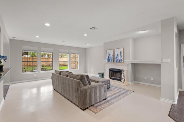 101 Breakaway RD, Cedar Park, TX 78613