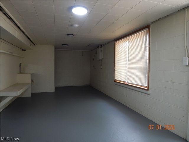 1709 42nd Street NW, Canton, OH 44709