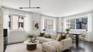 200 W 24th St Apt 5A, New York City, NY 10011