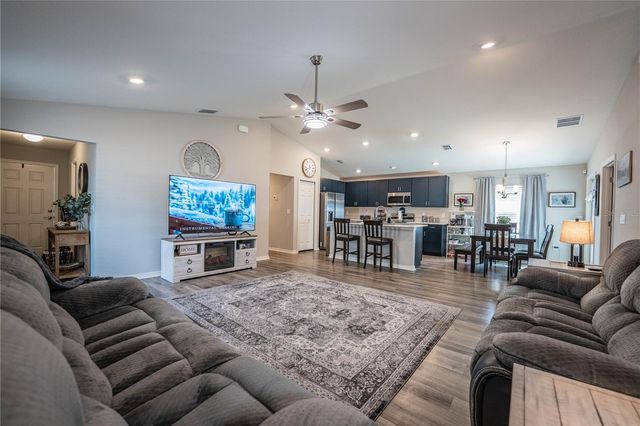 928 ARUBA AVENUE, Mulberry, FL 33860