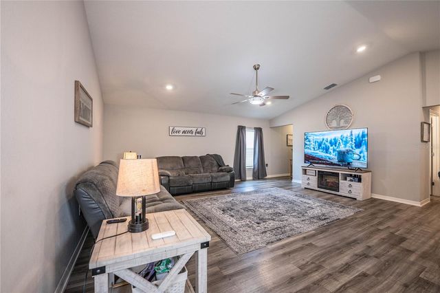 928 ARUBA AVENUE, Mulberry, FL 33860