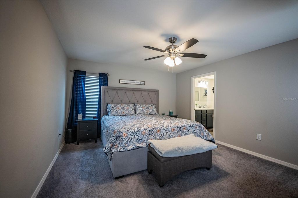 Image 22 of property listing at 928 ARUBA AVENUE, Mulberry, FL 33860