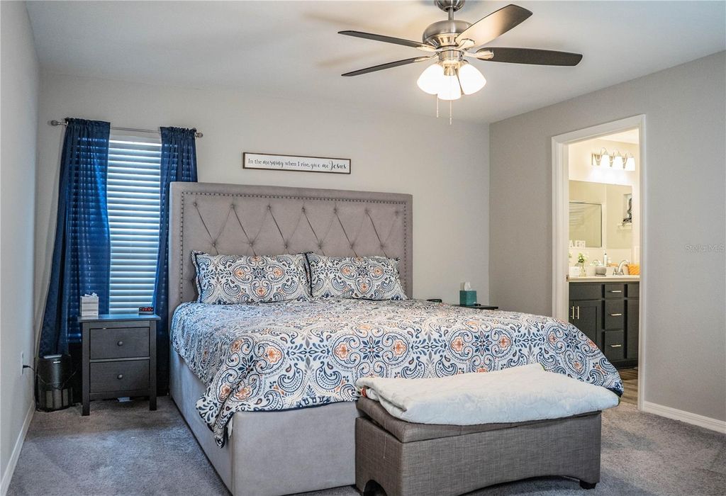 Image 23 of property listing at 928 ARUBA AVENUE, Mulberry, FL 33860