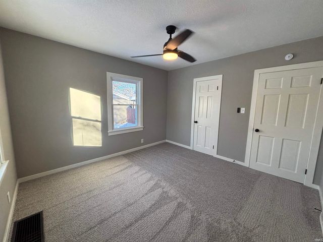 2710 Waynewood Drive, Fort Wayne, IN 46809