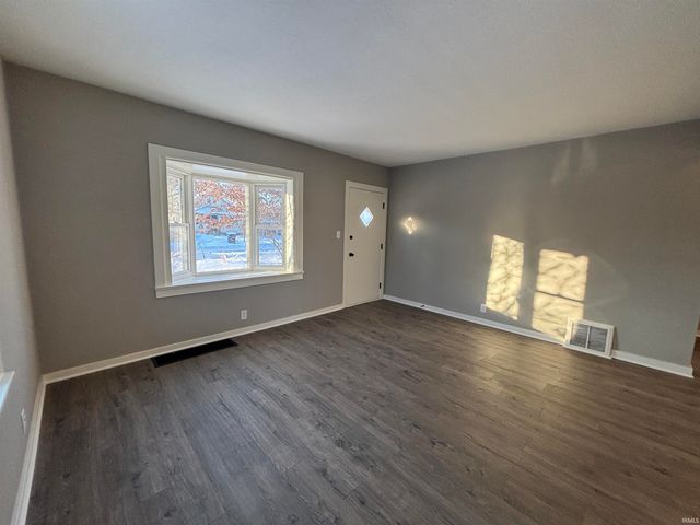 2710 Waynewood Drive, Fort Wayne, IN 46809