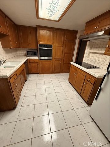 2940 w carson Street 121, Torrance, CA 90503