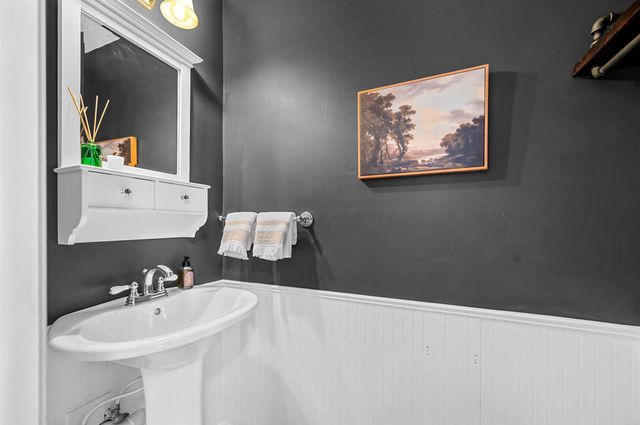 415 Locust Hill Road, Shelburne, VT 05482