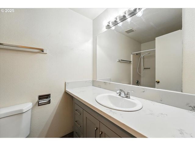 18836 Sw Butternut St, Beaverton, OR 97078