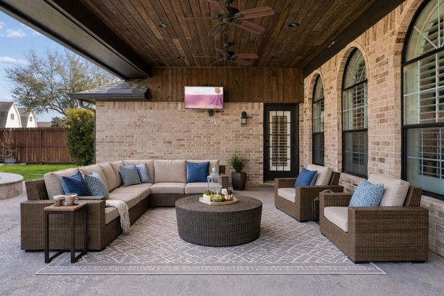 404 Primrose Lane, League City, TX 77573