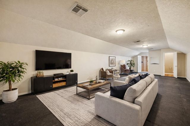 404 Primrose Lane, League City, TX 77573